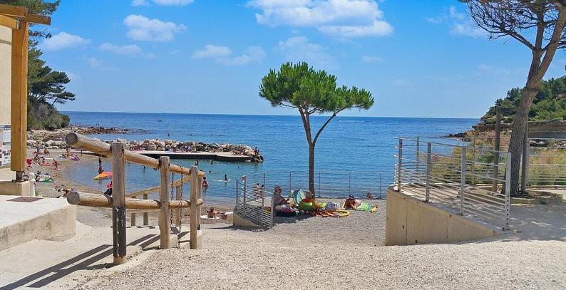 Grand Studio Terrasse De Standing, Pleine Vue Village Et Mer Кари Ле Рует Екстериор снимка