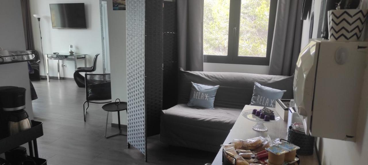 Grand Studio Terrasse De Standing, Pleine Vue Village Et Mer Кари Ле Рует Екстериор снимка
